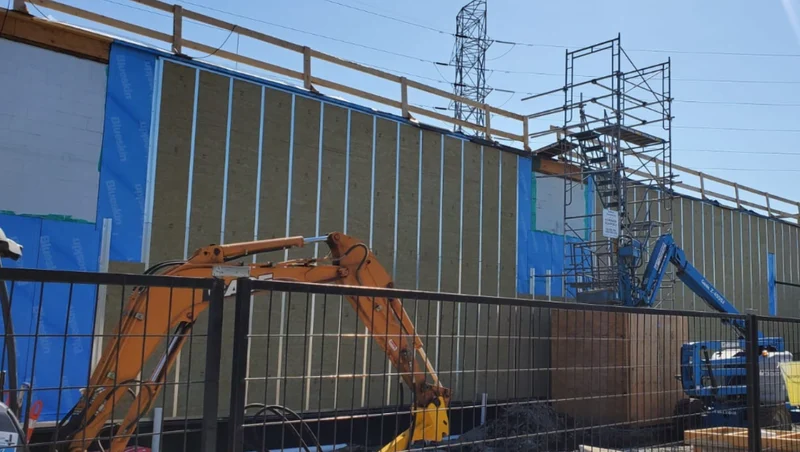 Ventilated rainscreen cladding system in Vancouver
